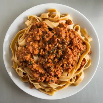 Fettuccine Bolognese