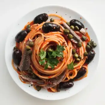 Classic Spaghetti alla Puttanesca