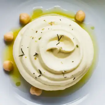Whipped Aquafaba Vegan Mayo