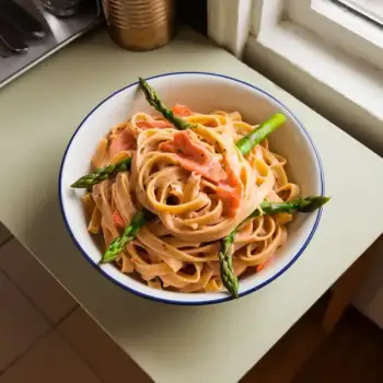 Fettuccine with Asparagus and Smoked Salmon