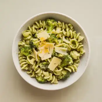Pasta with Broccoli Pesto