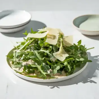 Arugula Salad with Horseradish Buttermilk Dressing