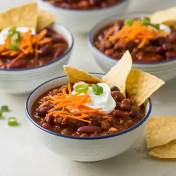 Hearty Slow-Cooker Beef and Bean Chili