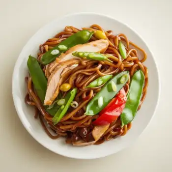 Classic Chicken Chow Mein Noodle Stir-Fry