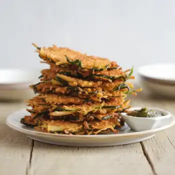 Crispy Mixed Vegetable Pakoras