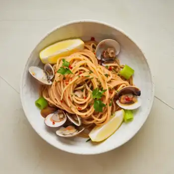 Quick and Easy Spaghetti with Clam Sauce