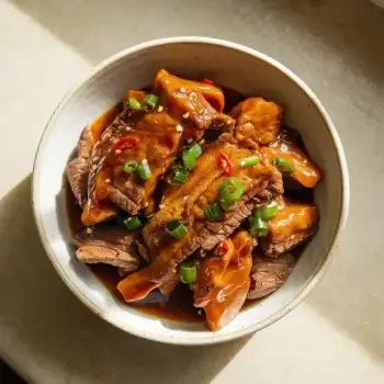 Orange Beef with Zesty Aromatics and Crispy Texture