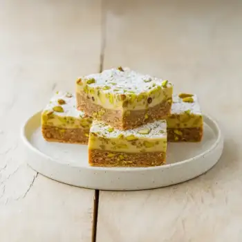 Pistachio-Lemon Bars