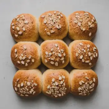 Hearty Oatmeal Wheat Rolls