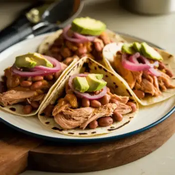 Slow Cooker Chipotle-Honey Chicken Tacos