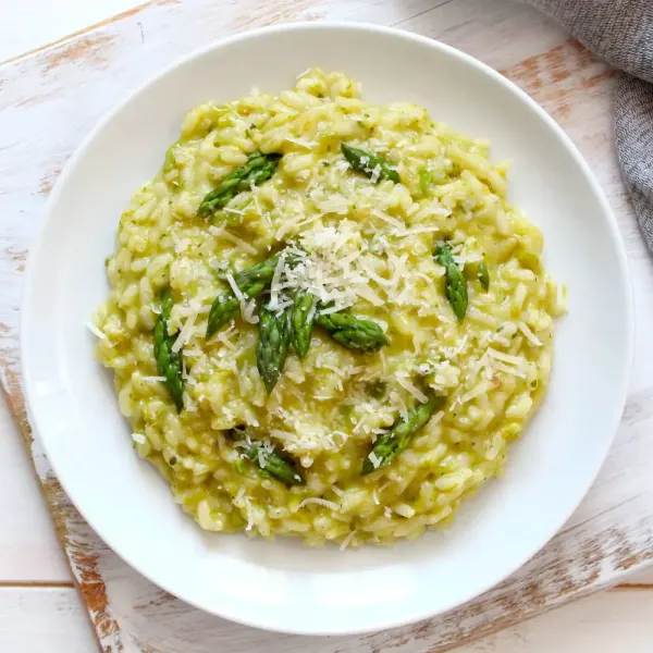 Springtime Asparagus and Pea Risotto