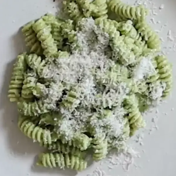 Pasta with Walnut Pesto