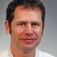Dr. med. Björn Peters Dr. med. Björn Peters