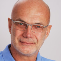 Dr. med. dent. Dr. med. Hans-Peter Ulrich Dr. med. dent. Dr. med. Hans-Peter Ulrich