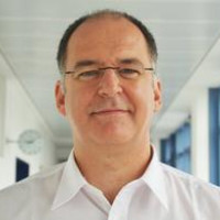 Priv.- Doz. Dr. med. Christof Renner Priv.- Doz. Dr. med. Christof Renner
