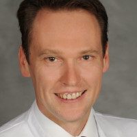 Priv.- Doz. Dr. med. Roland Pfützer Priv.- Doz. Dr. med. Roland Pfützer