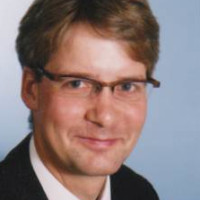 Prof. Dr. med. Jan Vesper Prof. Dr. med. Jan Vesper