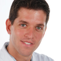 Dr. med. Armin Secker Dr. med. Armin Secker