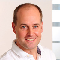 Dr. med. Jens M. Hecker, MBA Dr. med. Jens M. Hecker, MBA