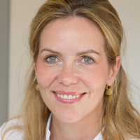 Dr. med. Julia Hölker Dr. med. Julia Hölker