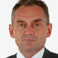 Prof. Dr. med. Thomas Paul Prof. Dr. med. Thomas Paul