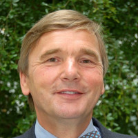 Prof. Dr. med. dent. Georg Meyer Prof. Dr. med. dent. Georg Meyer