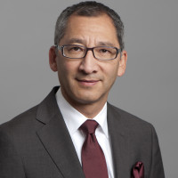 Dr. med. Edward Shang Dr. med. Edward Shang