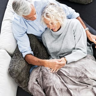 Beurer HD 75 Cosy heated overblanketUse picture Beurer HD 75 Cosy heated overblanketUse picture