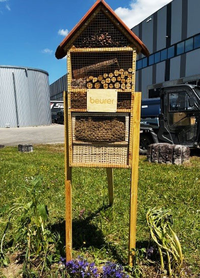Beurer Bienenhotel in Uttenweiler