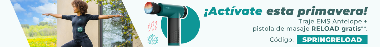 Un hombre deportivo y una mujer están haciendo deporte al aire libre, en la naturaleza. Llevan el traje EMS de Antelope. En la imagen se lee: “Consigue la pistola de masaje Antelope RELOAD gratis al comprar un traje EMS con el código SPRINGRELOAD.”