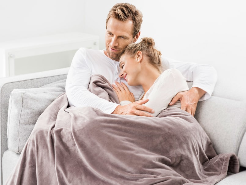 Cosy and soft HD 75 Cosy Taupe thermal blanket from Beurer