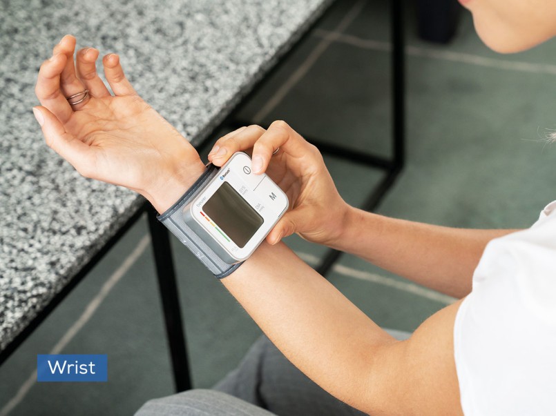 Blood pressure measurement at the wrist
