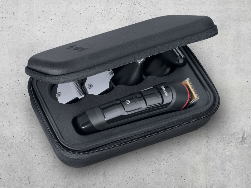 Der Rasierer MN9X in einer praktischen Aufbewahrungstasche