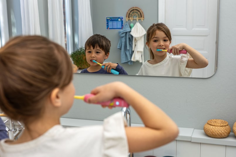 Kinderzahnbürste SC 11 unterstützt die tägliche Zahnputzroutine