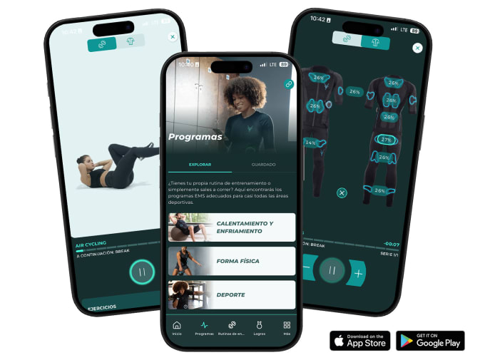 Se pueden ver 3 capturas de pantalla de la aplicación Antelope Go en smartphones negros. Además de las categorías de programas, se pueden ver los controles de intensidad y la descripción del programa "Fuerza máxima - básico".