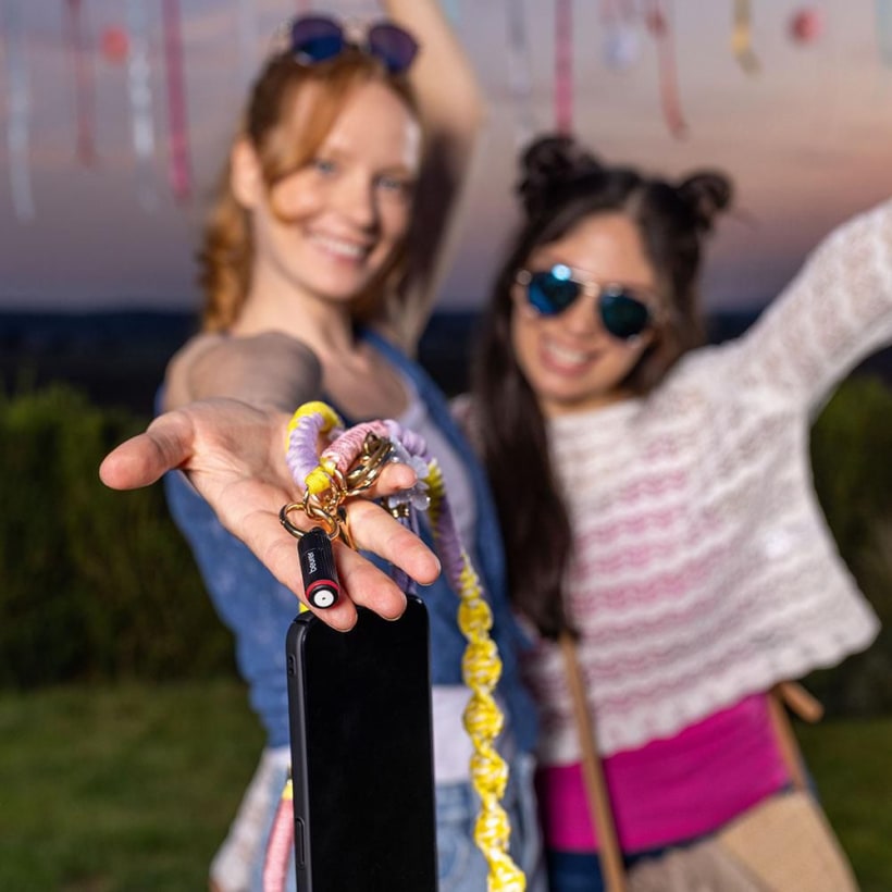 BiteX Go Insect bite healer from beurer in use BiteX Go Insect bite healer from beurer in use