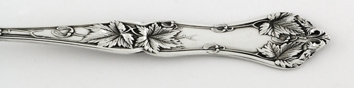 Handle Image of Pattern Edgewood by International