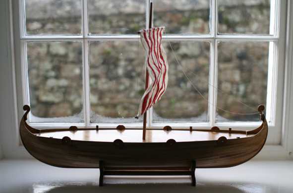 A Viking Longboat urn from Scattering Ashes A Viking Longboat urn from Scattering Ashes