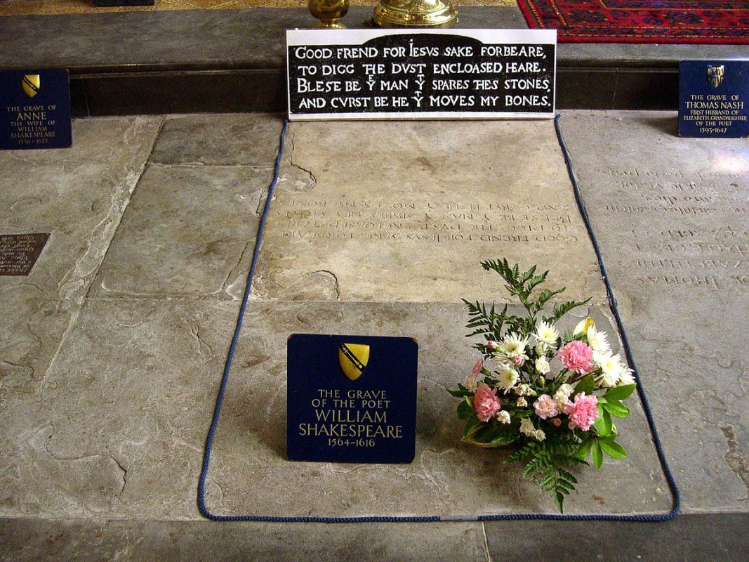 William Shakespeare grave with curse