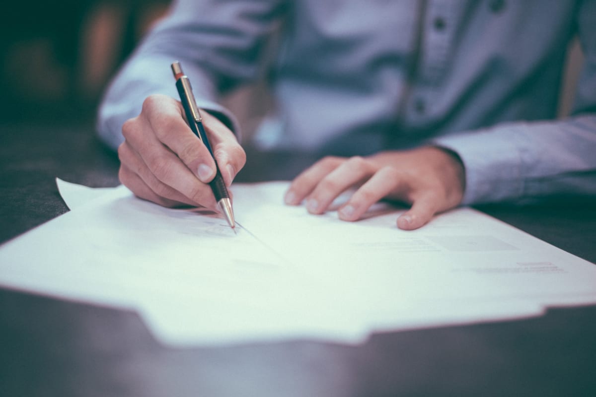 A man applies for a Funeral Expenses Payment.