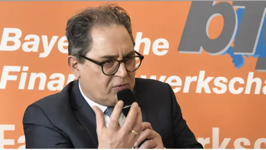 Portrait Gerhard Wipijewski