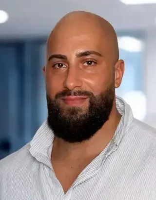 Perwan Günebakan