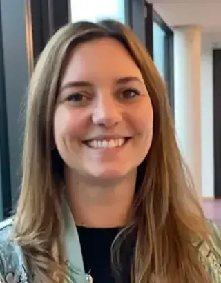 Carolin Hausladen