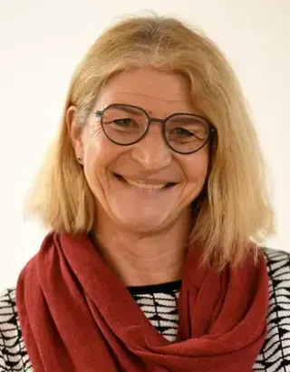 Angelika Lendaro