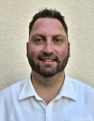 Daniel Schiller