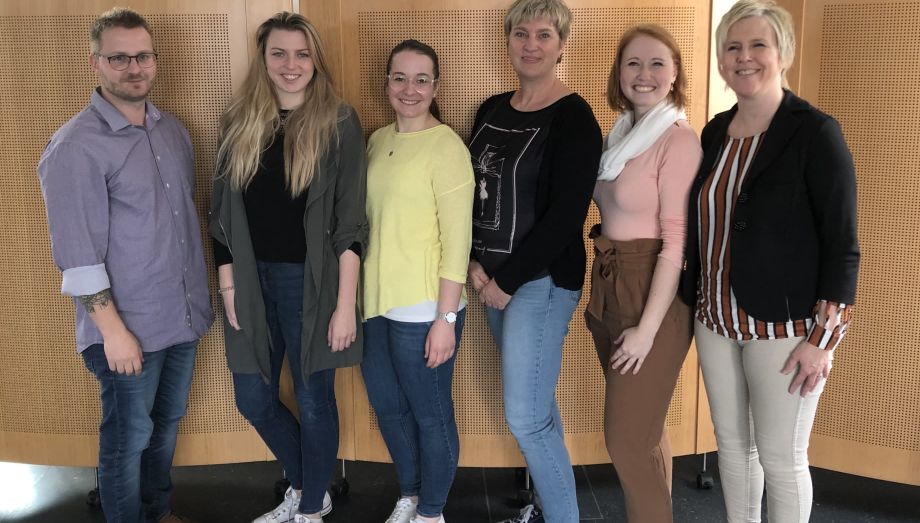(v.l.) Dennis Müller-Hetzel, Isabelle Lafontaine, Alexandra Ecker, Janine Blume, Franziska Haller und Birgit Fuchs