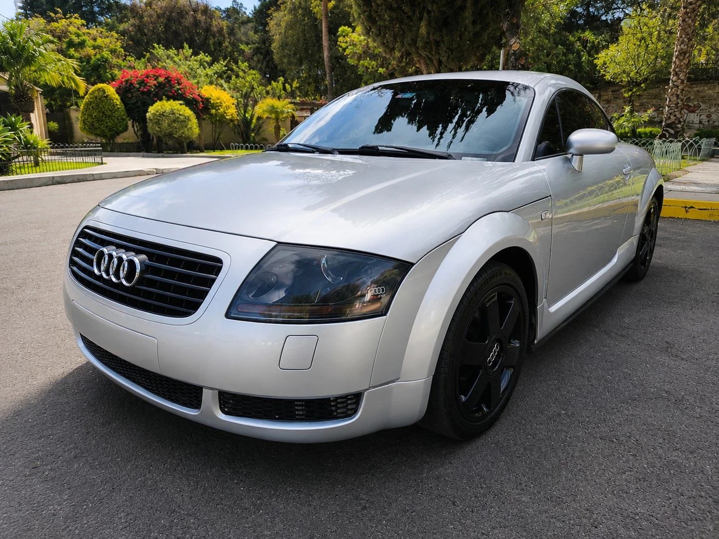 Audi TT Mk1 2000 en Cochabamba, fotografía 2