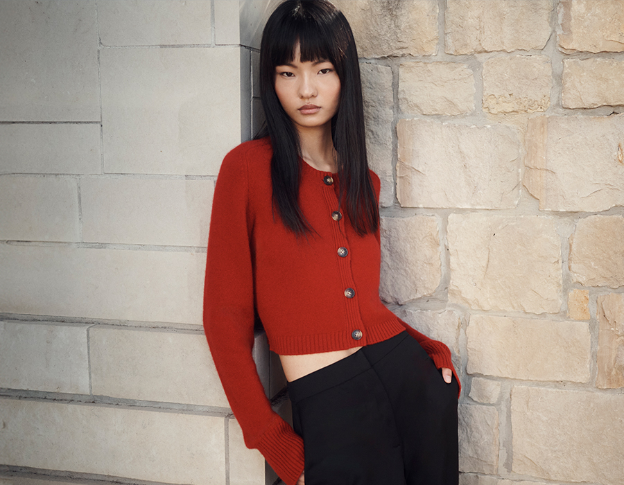 Model wears Loulou Studio - Zephir Cashmere Knit Cardigan