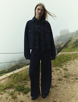 Model wears Agolde