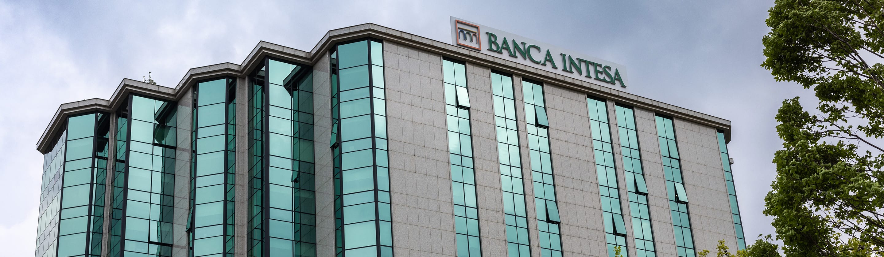 banca intesa